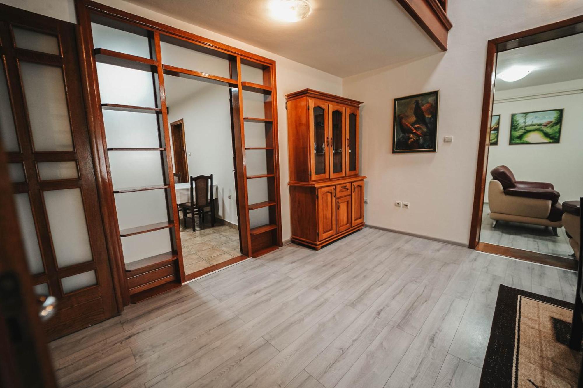 B&B Passage Sremska Mitrovica Buitenkant foto